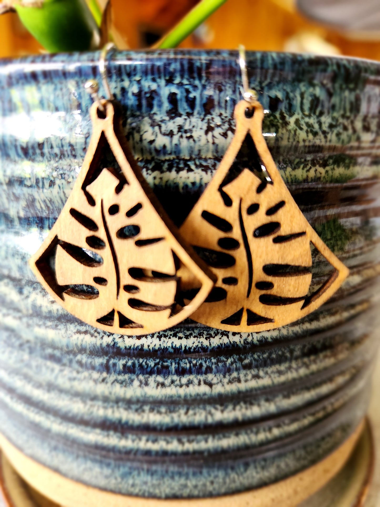 Wooden Tropical Plant Dangles